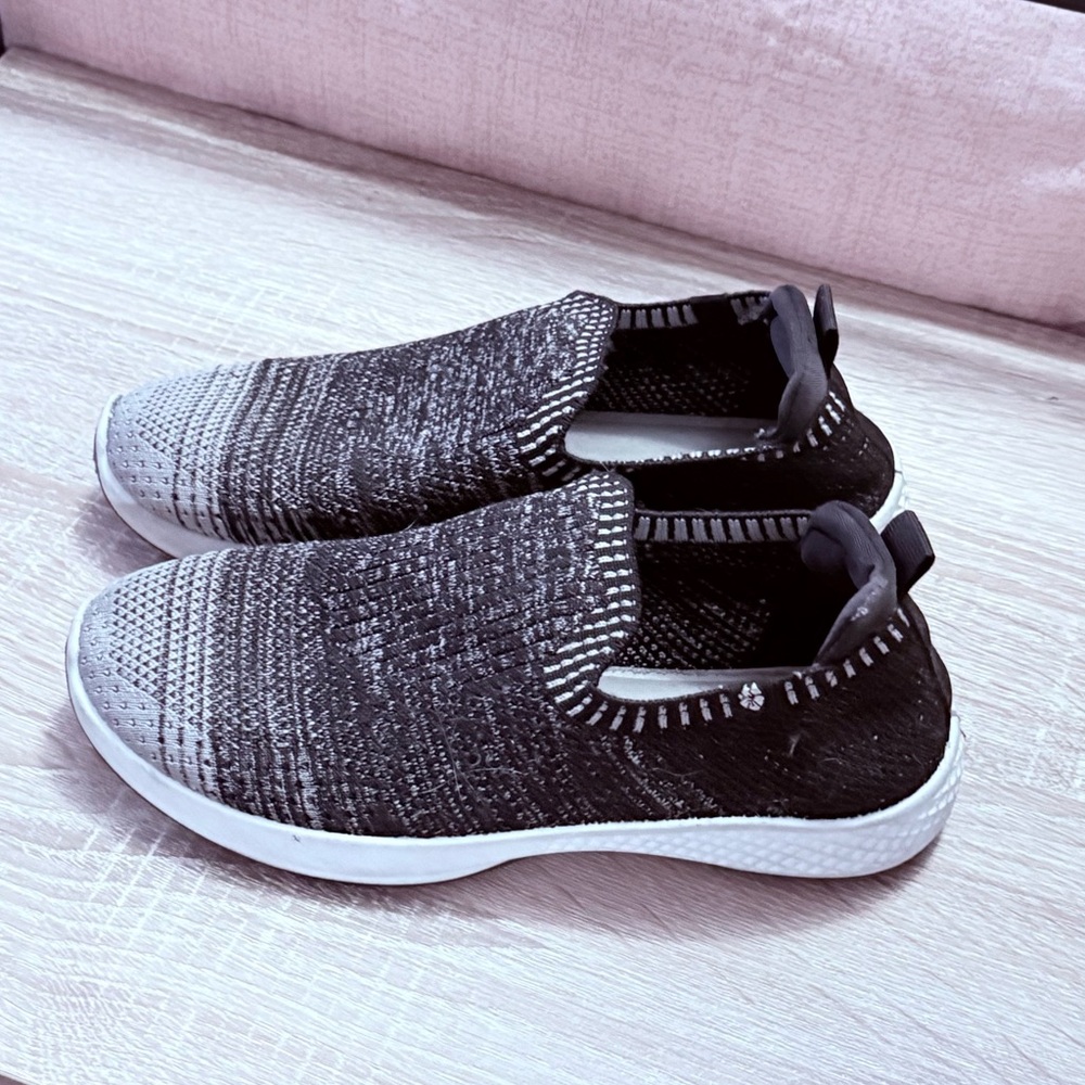 Men's Black and Gray Slip-On Shoes
